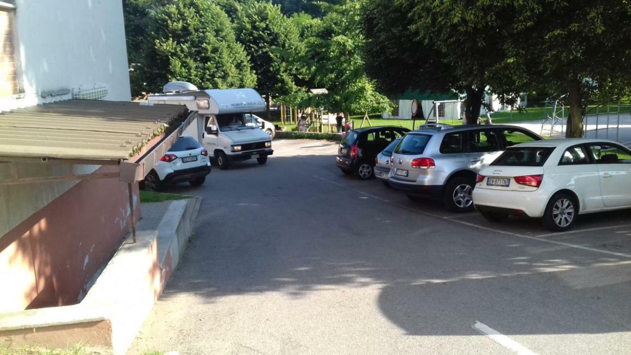Casa indipendente con garage Villa Agrano Esterno foto